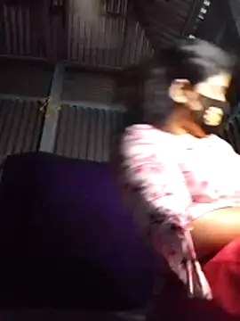 Snapshot of Priyanka-Khan chatting on May 16, 7:01 pm Priyanka-Khan online show from May 16, 7:01 pm