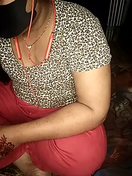 Snapshot of Priyanka-Khan chatting on June 1, 5:36 pm Priyanka-Khan online show from June 1, 5:36 pm