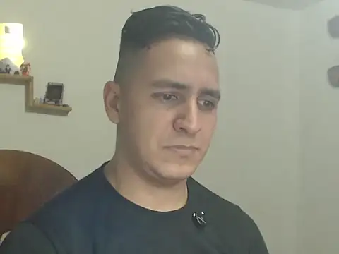 DarkTheKing online show from November 10, 4:44 am