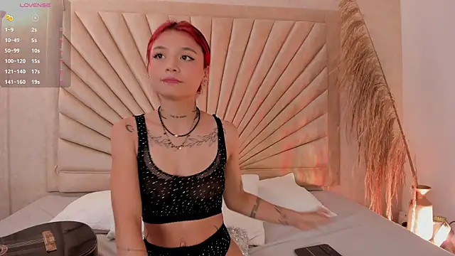 Emma duff online show from November 11, 12:16 pm