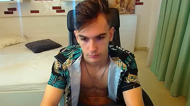 BradyFlint online show from October 23, 6:02 am