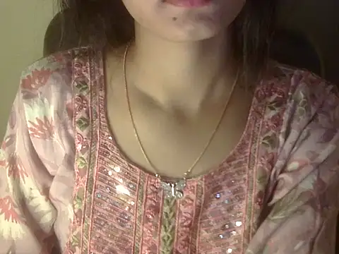 Shezi N online show from April 24, 2:19 pm