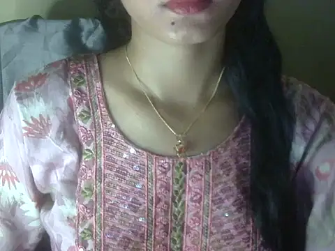 Shezi N online show from May 15, 1:07 pm