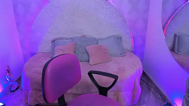 valentina clk online show from February 12, 1:17 pm