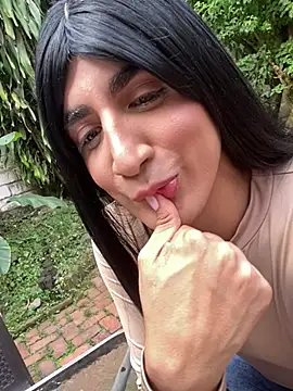 Snapshot of SamaraPike chatting on July 8, 9:30 pm SamaraPike online show from July 8, 9:30 pm