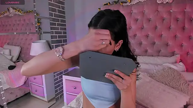 TanyaBello online show from April 15, 3:57 am