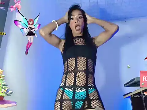 nicollsexxt online show from November 3, 8:21 pm