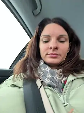 kinkysarahx online show from January 10, 12:07 pm