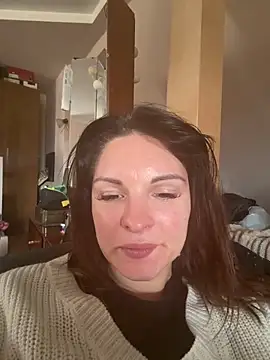 kinkysarahx online show from March 31, 12:27 pm