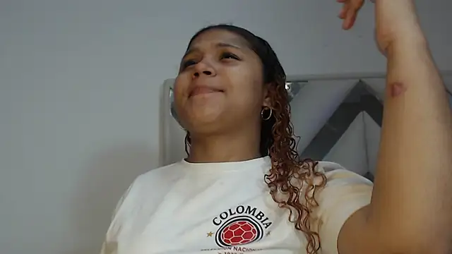 Snapshot of miel_alisha chatting on July 3, 1:06 pm miel alisha online show from July 3, 1:06 pm