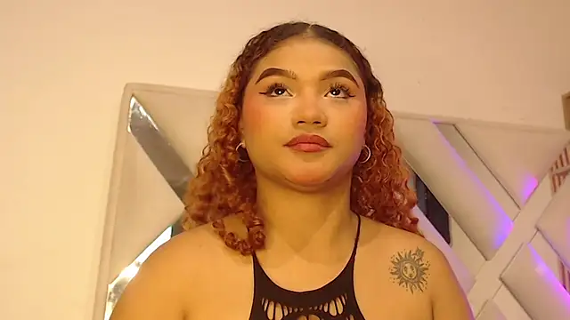 Snapshot of miel_alisha chatting on July 4, 1:12 am miel alisha online show from July 4, 1:12 am