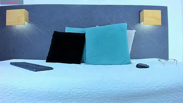 iamdoll online show from February 3, 8:58 pm