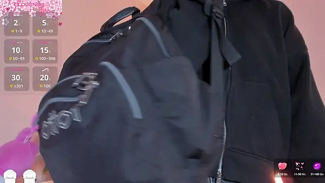 Strawberry Kitty  online show from February 23, 12:46 pm