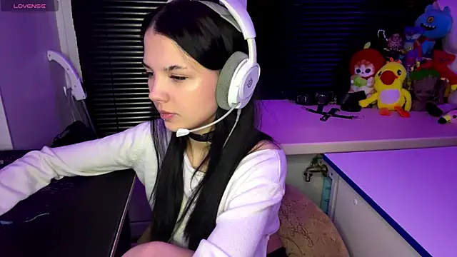 HanaMantanaDell online show from October 21, 2:07 pm