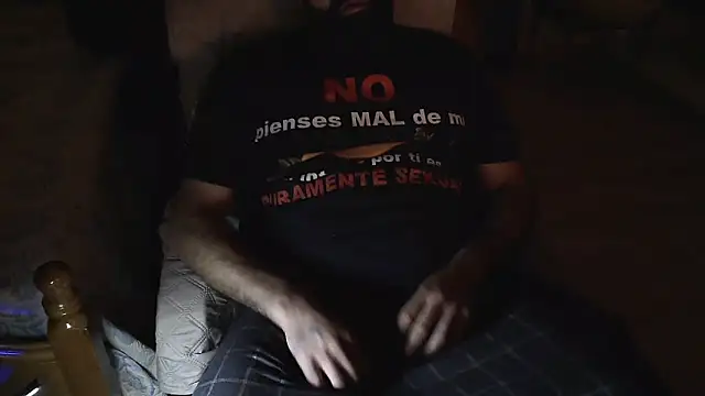 Snapshot of parejitafenix69 chatting on November 11, 1:05 am parejitafenix69 online show from November 11, 1:05 am