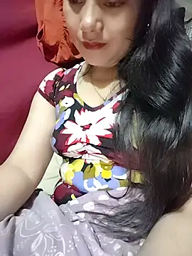 Snapshot of Sinhlinh2020 chatting on May 11, 7:36 am Sinhlinh2020 online show from May 11, 7:36 am