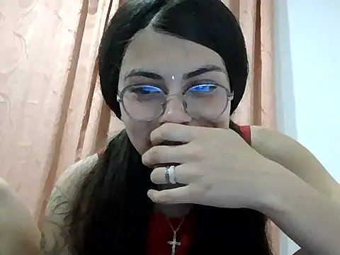 Snapshot of kaileyrivers chatting on April 22, 11:17 pm kaileyrivers online show from April 22, 11:17 pm