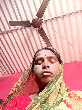 Snapshot of Rajni_gupta chatting on October 20, 9:21 am Rajni gupta online show from October 20, 9:21 am