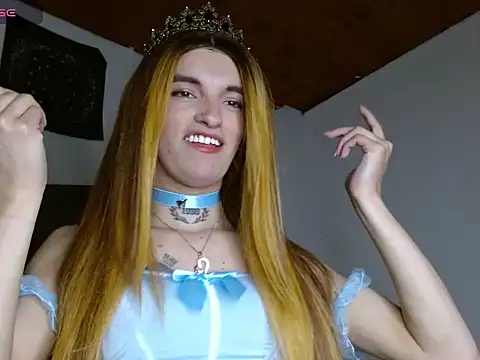 Scarlett crastrawberry online show from May 19, 10:32 am