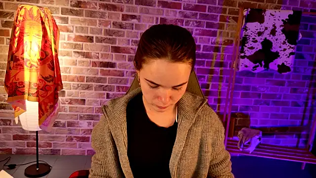 May Bloom online show from October 19, 10:05 am