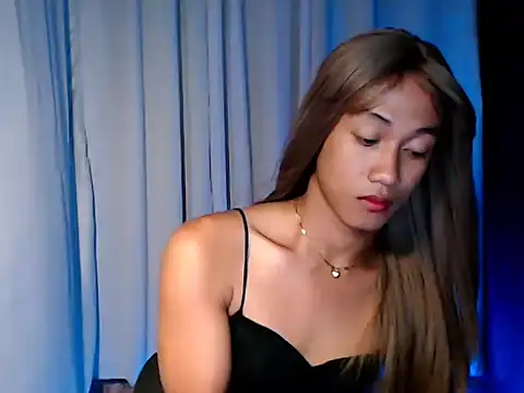 Snapshot of taylaxuxu chatting on March 11, 2:06 am taylaxuxu online show from March 11, 2:06 am
