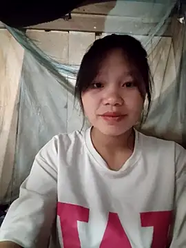 linh-miu99 online show from February 28, 1:50 am