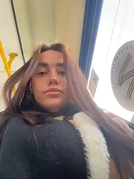 KiraSunshine online show from April 10, 6:07 am