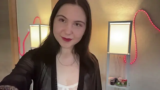 MyraLitterers online show from June 18, 4:11 pm