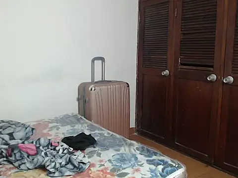 Snapshot of _camila_trans_ chatting on November 16, 11:10 pm camila trans online show from November 16, 11:10 pm