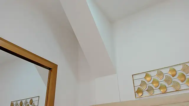 lucia lorenz online show from February 5, 11:26 am