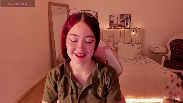 Amaraa couper1 online show from January 16, 4:05 am