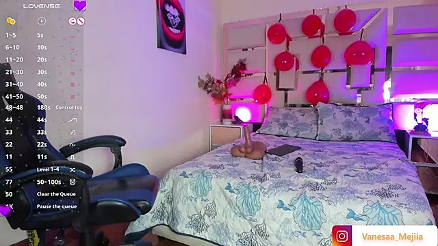 vanesaa mejia online show from February 20, 6:26 am