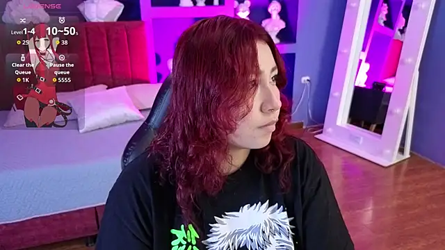 littlee red online show from May 29, 8:18 pm