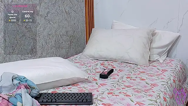 matureahomegirl online show from July 18, 3:00 am