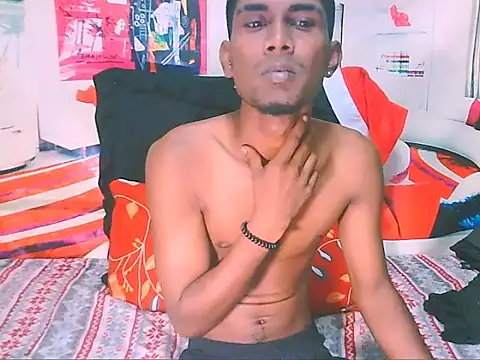 IndianThuggin online show from December 19, 1:18 pm