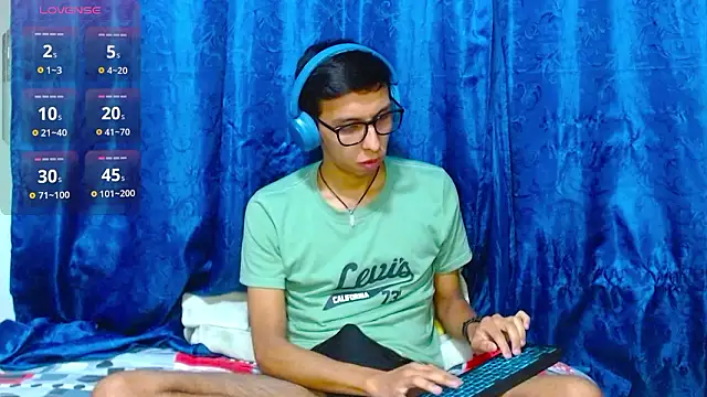 DavTwink3100 online show from March 26, 1:55 am