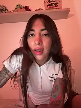 Snapshot of valeriahornier chatting on March 10, 12:37 am valeriahornier online show from March 10, 12:37 am