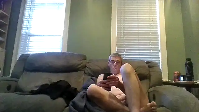 burby79 online show from July 3, 8:04 pm