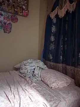 chocolatestrawberrydips online show from April 13, 5:46 am