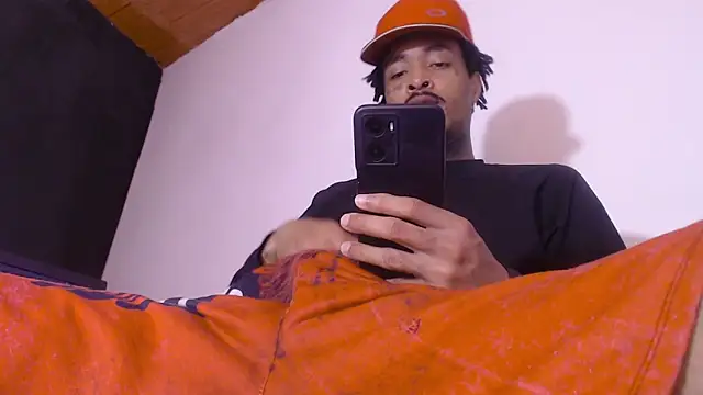 Anaconda larga online show from April 4, 2:36 pm