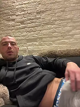 Rotteei1 online show from February 7, 8:51 am