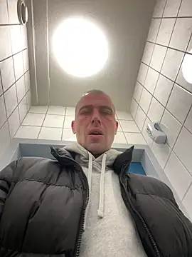 Rotteei1 online show from February 20, 7:21 am