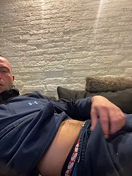 Rotteei1 online show from April 12, 5:40 pm