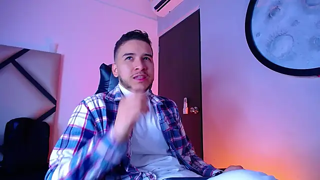 mike 257 online show from December 4, 11:41 am