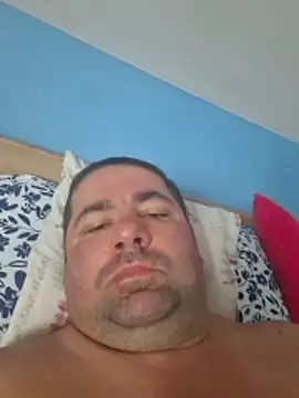 Snapshot of marek2355 chatting on July 1, 6:37 am marek2355 online show from July 1, 6:37 am