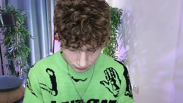 crisp1n online show from November 13, 3:55 pm