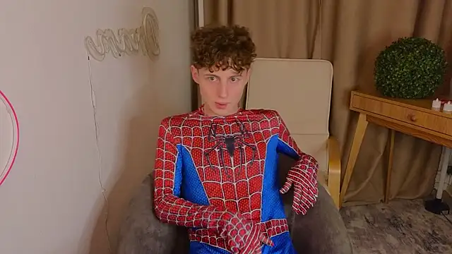 crisp1n online show from February 8, 1:20 am