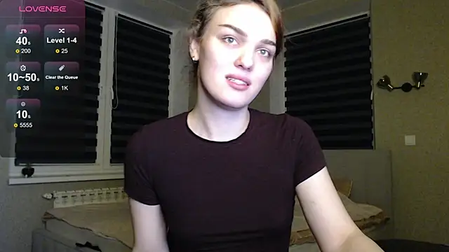 EmiliaRhodes online show from October 19, 10:54 pm