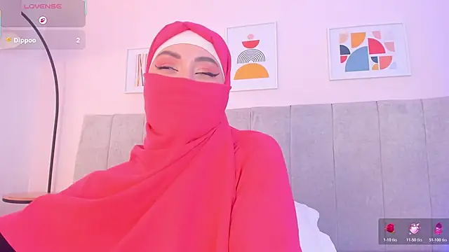 fatiima  online show from April 8, 7:03 pm