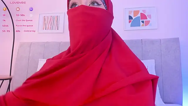 fatiima  online show from May 25, 7:09 pm